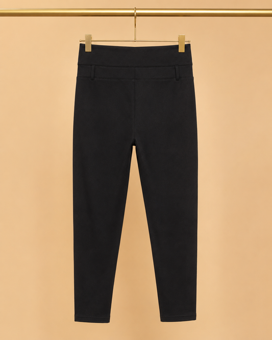 Pantalón Push-Up Negro de Cintura Estructurada
