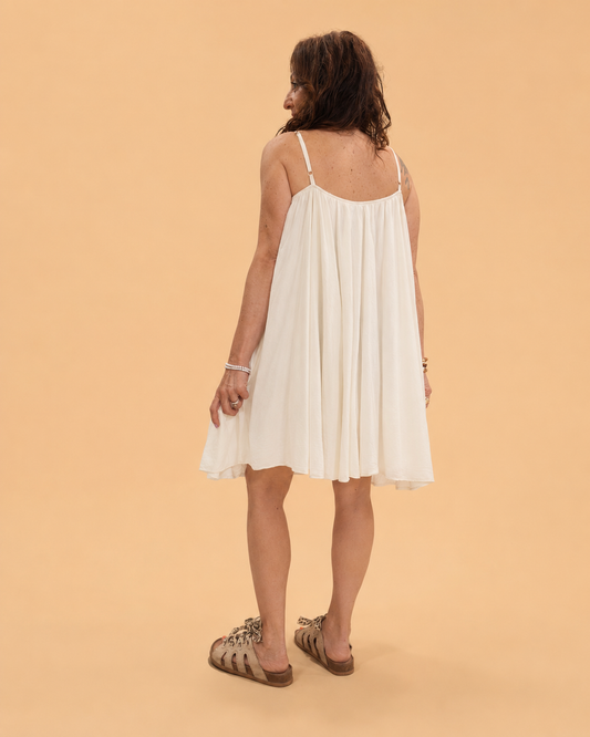Vestido Blanco Fluido de Tirantes JOT