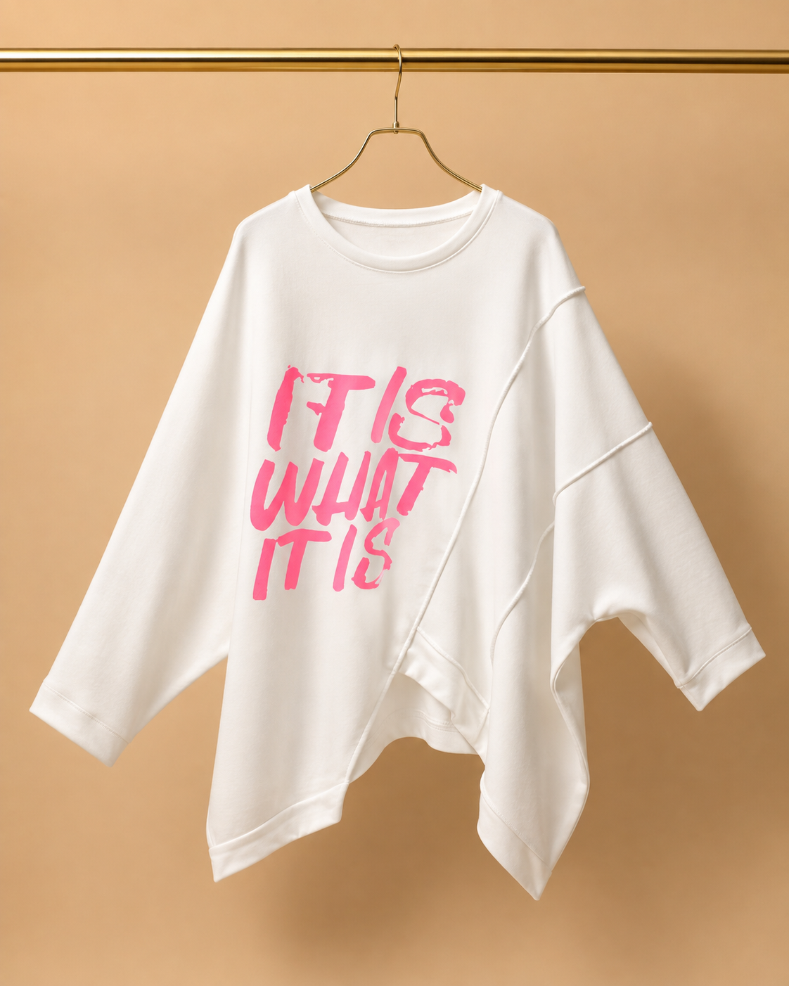 Sudadera Asimétrica Blanca It Is What It Is
