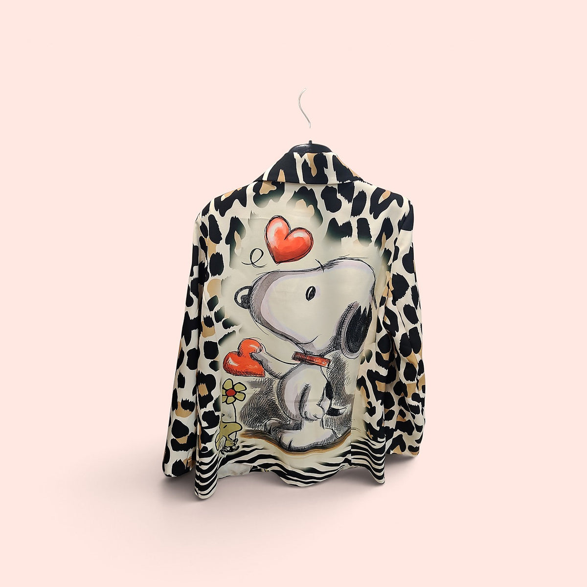 Blazer Animal Print con Ilustración y Corazones
