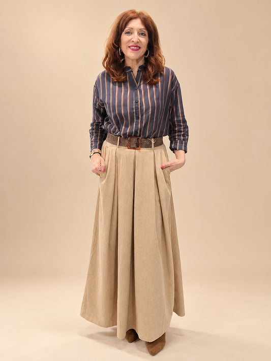 Falda Maxi Pana de Pliegues y Bolsillos