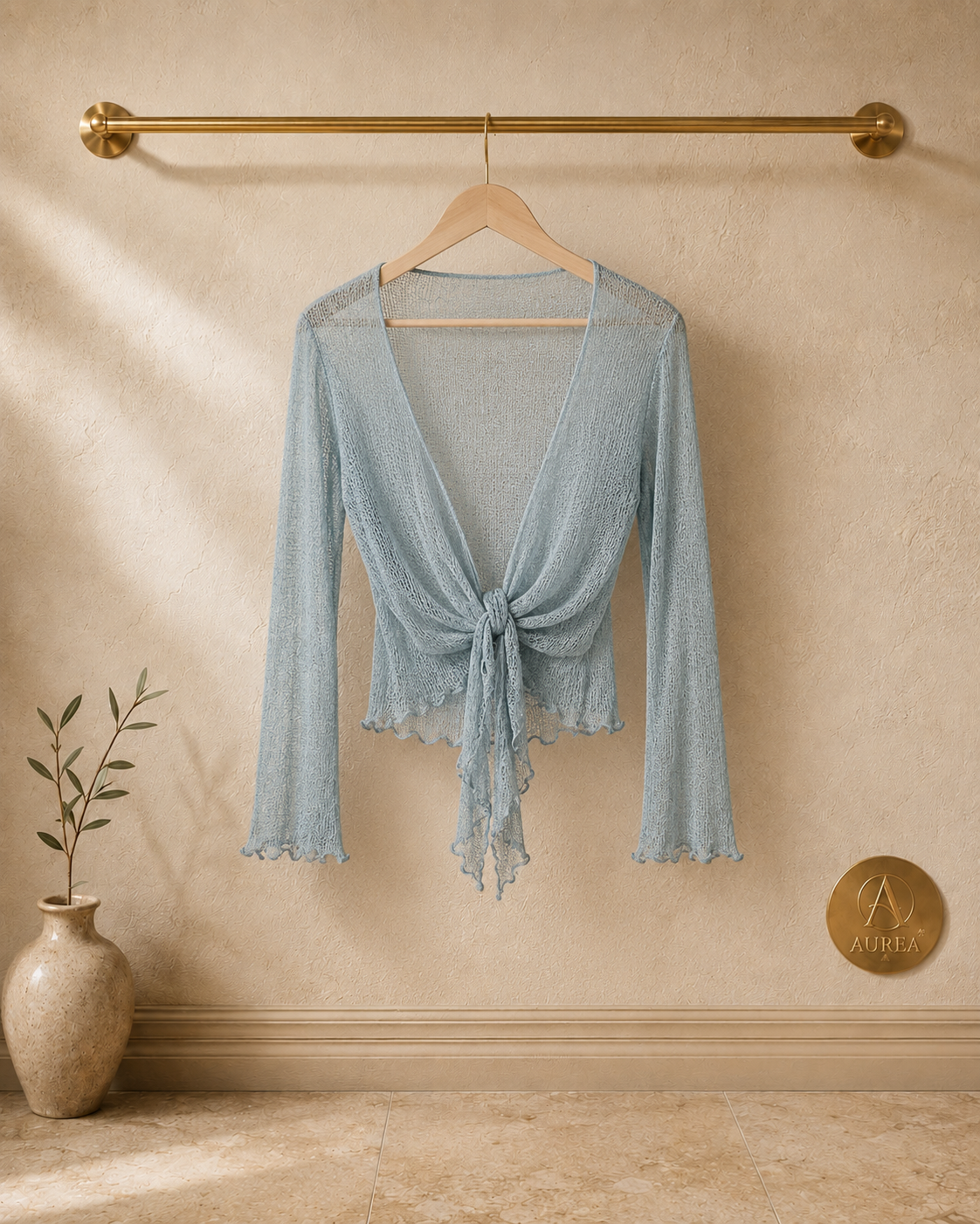 Chaqueta Corta Azul de Punto Calado