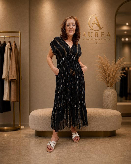 Vestido Largo Negro con Detalles Dorados