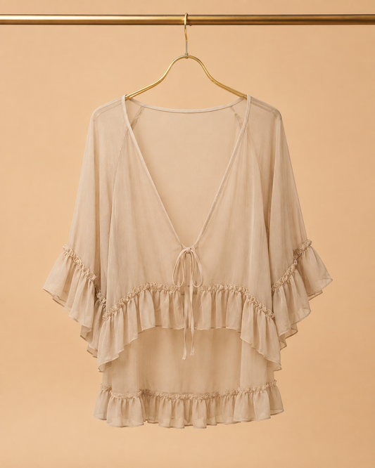 Blusa Beige Amplia con Volantes y Lazo