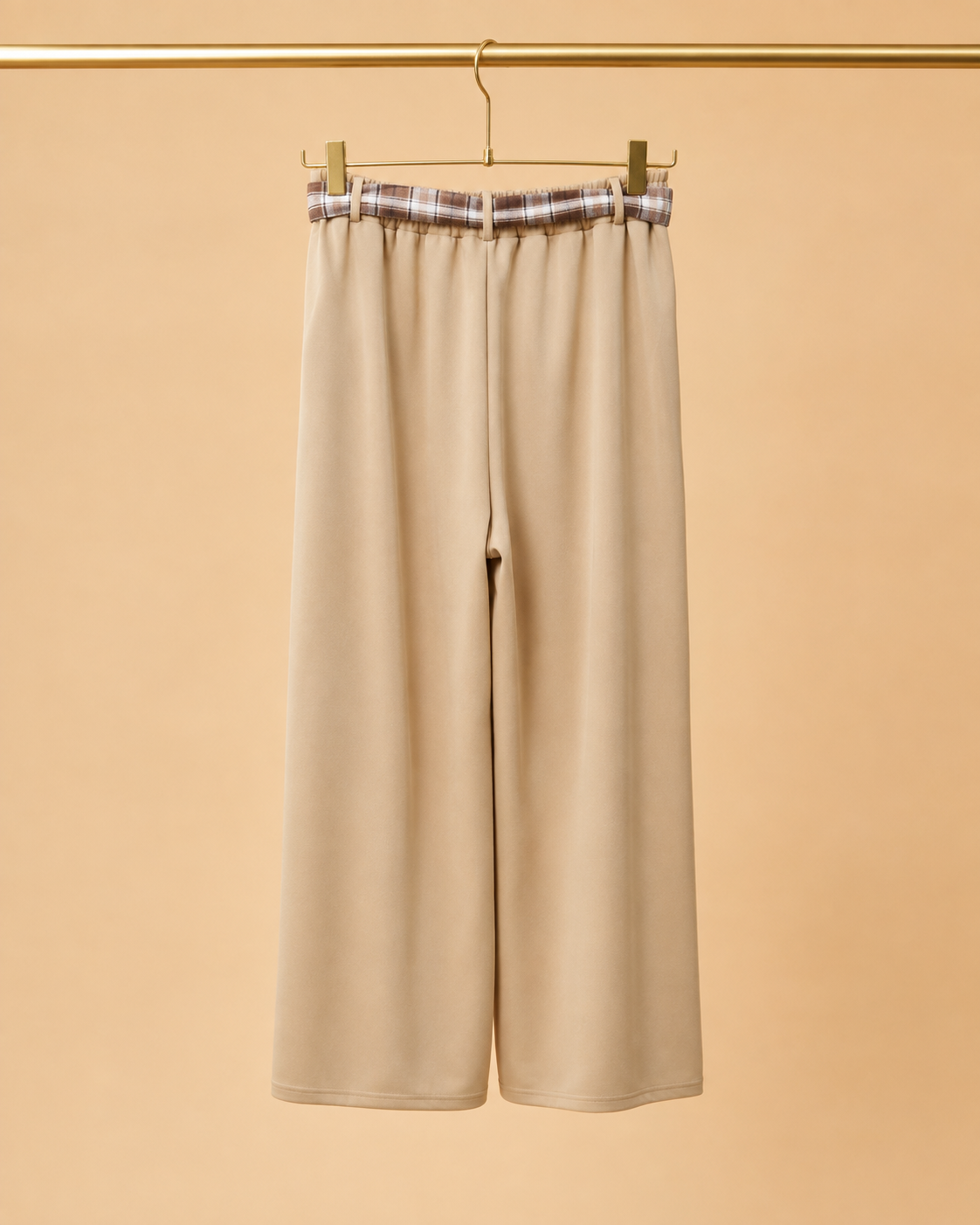 Pantalón Beige Fluido con Lazo de Cuadros