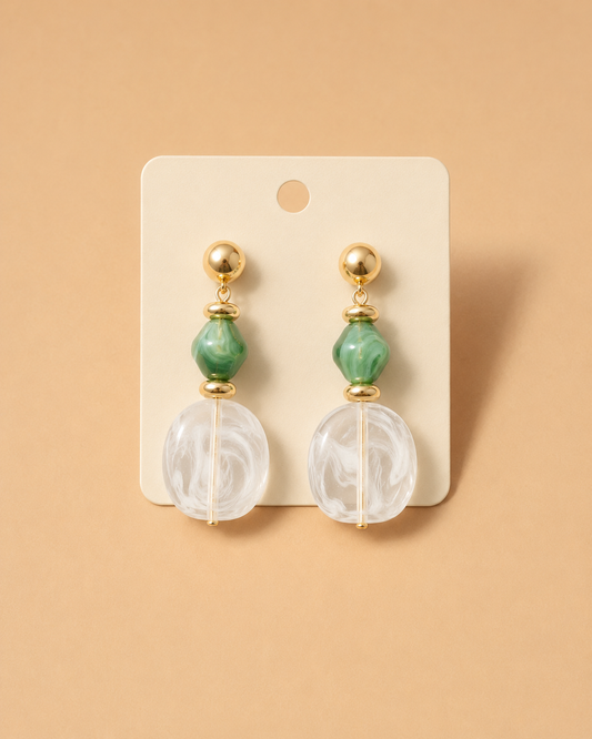 Pendientes Dorados Verdes con Gota Transparente