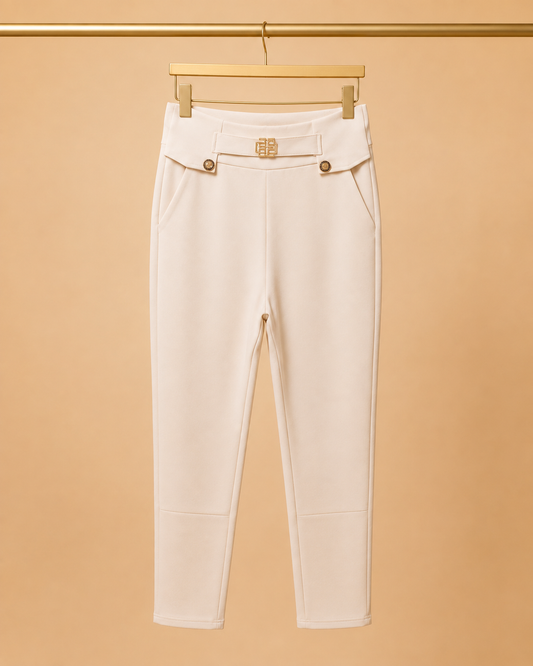 Pantalón Beige Acampanado con Costura Horizontal