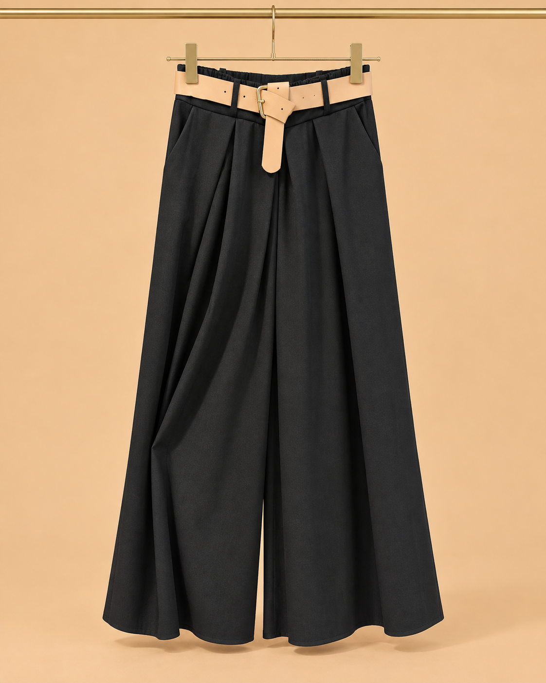 Pantalón Palazzo Negro con Cinturón Beige