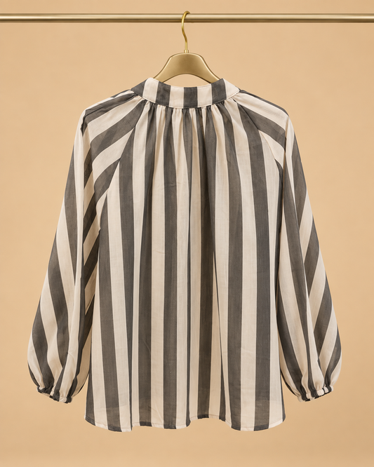 Blusa Gris y Beige de Rayas con Manga Globo