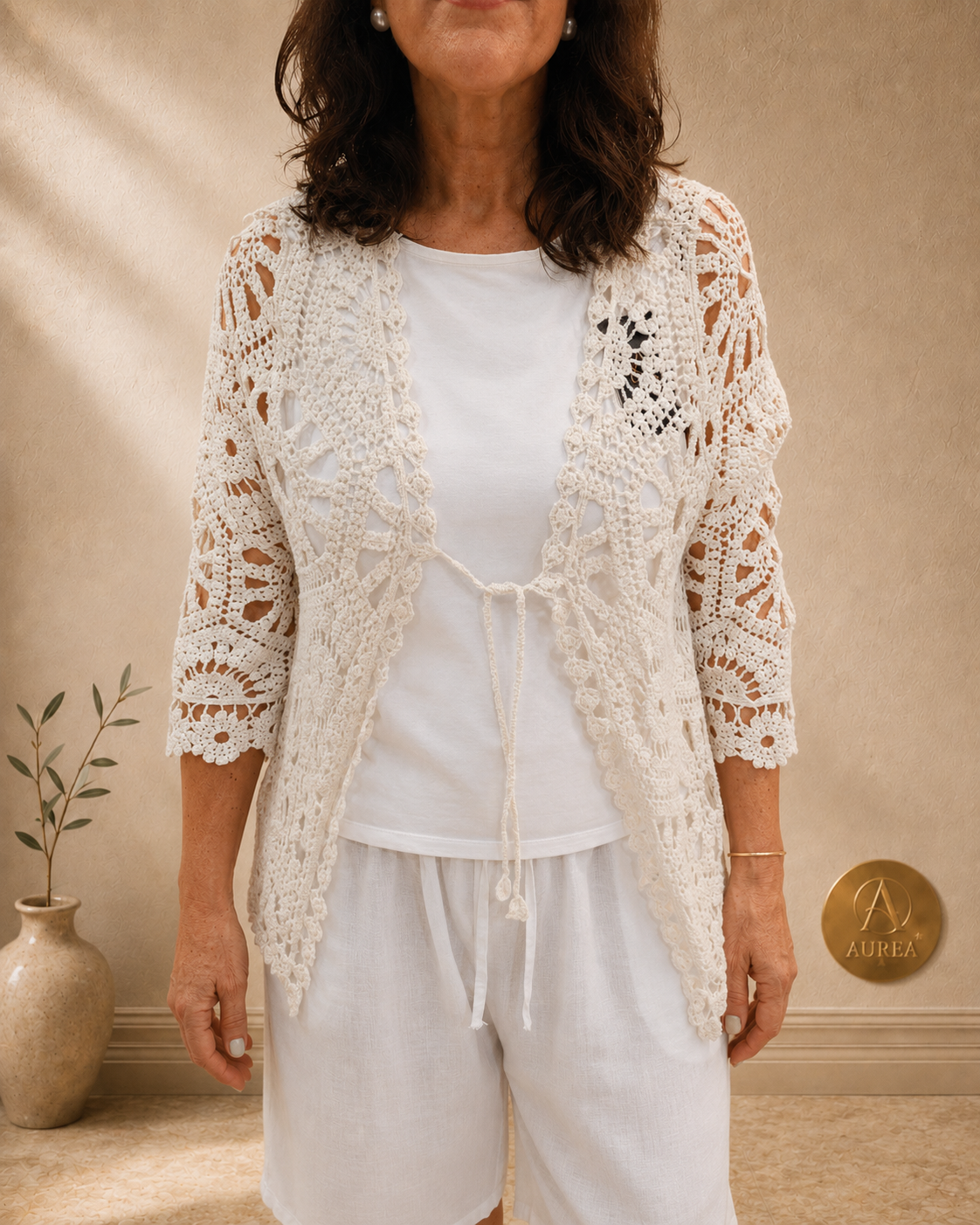 Chaqueta Calada Crochet con Lazo