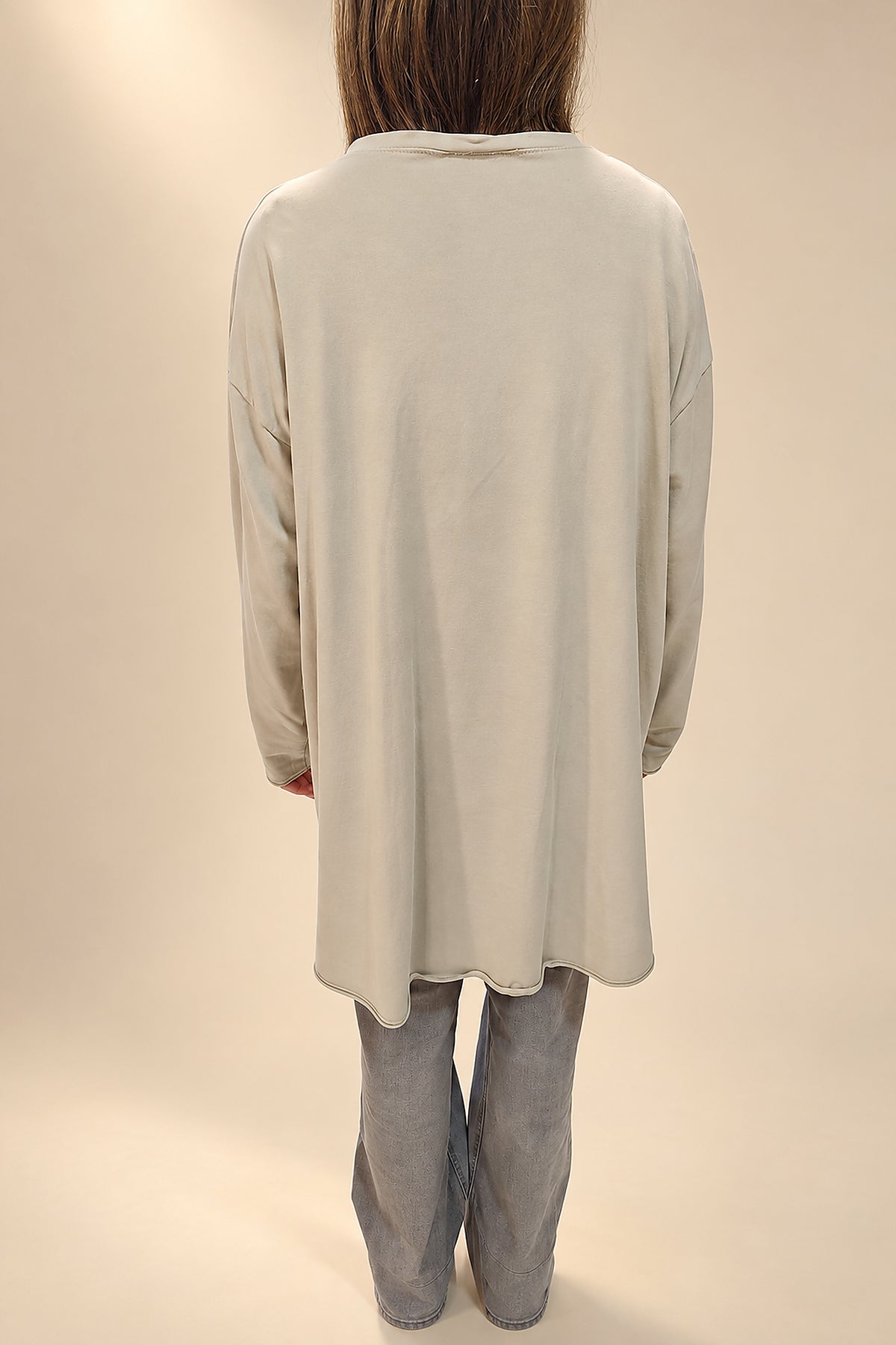 Sudadera Beige Asimétrica Calavera