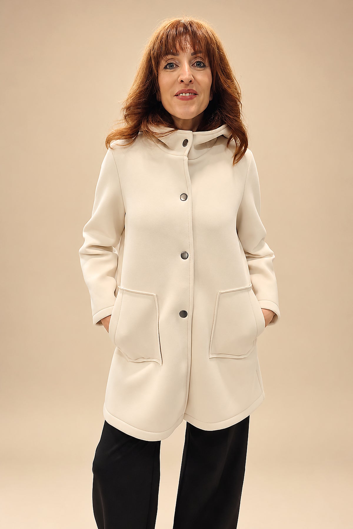 Chaqueta Larga con Capucha y Bolsillos