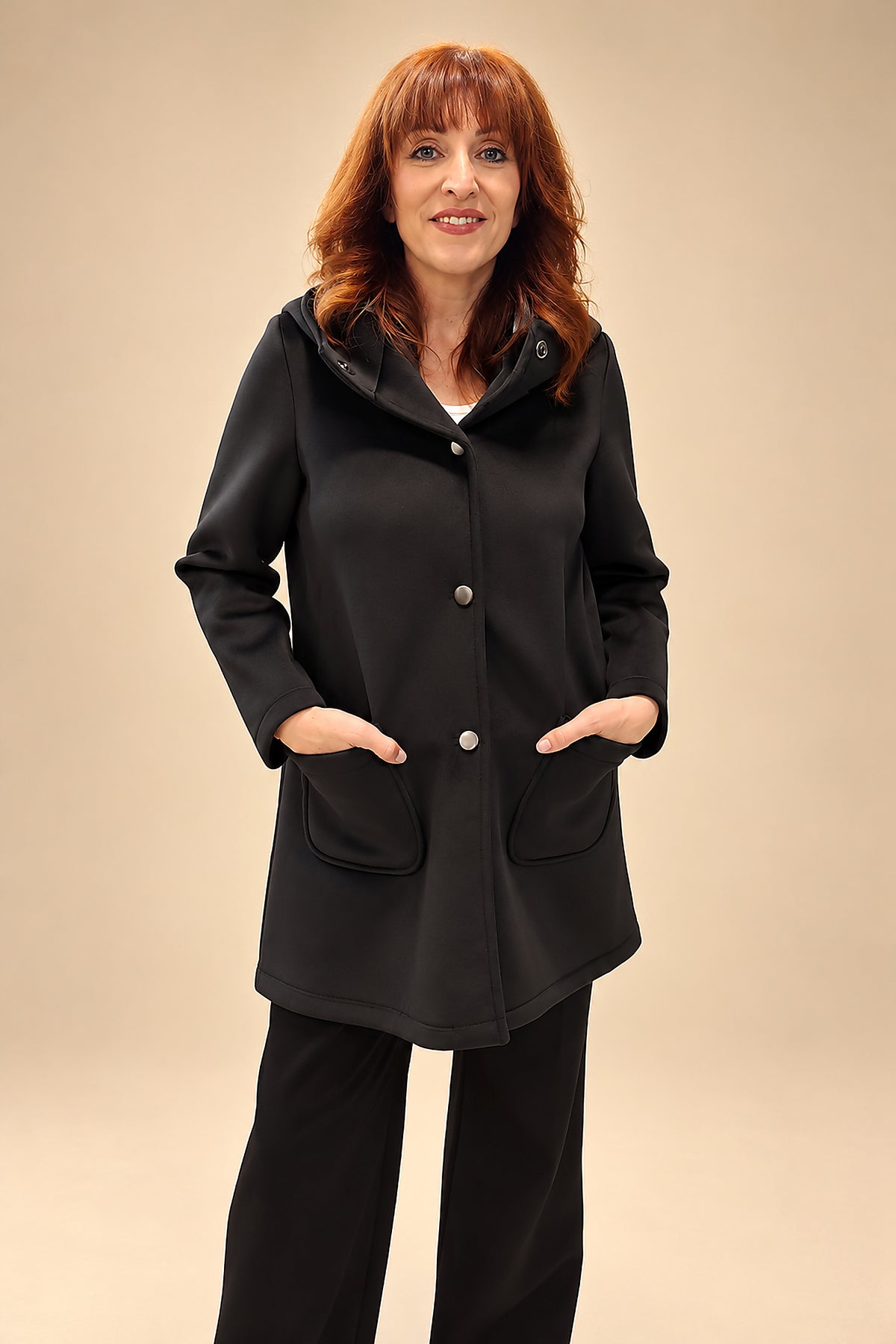 Chaqueta Larga con Capucha y Bolsillos
