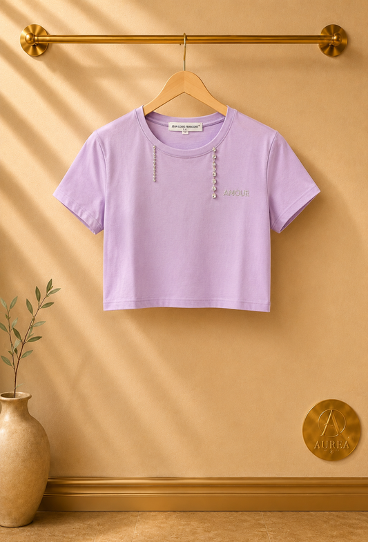 Camiseta Crop Amour con Detalles Brillantes